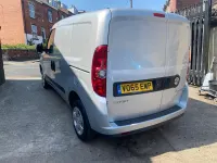 Second-hand Vauxhall Combo Sportive 2016 Argintiu Monovolum