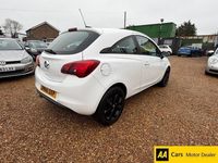 Used Vauxhall Corsa SRi 90 HP (66 kW) 2016 White Hatchback