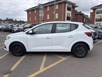 Used Dacia Sandero Comfort 89 HP (65 kW) 2021 White