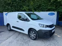 Used Peugeot Partner 131 HP (96 kW) 2020 White MPV