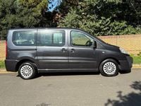 Begagnad Peugeot TePee 130 HK (95 kW) 2014 Grå Minibuss