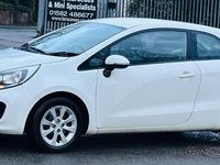 Used Kia Rio 2012 White Hatchback