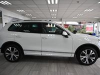 used VW Touareg 3.0 V6 TDI BlueMotion Tech 262 R-Line 5dr Tip Auto