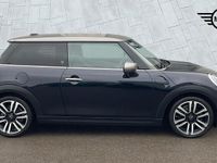 Usado Mini Cooper Exclusive 134 HP (98 kW) 2023 Preto Citadino