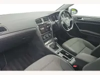 Used VW Golf VII SE 130 HP (95 kW) 2019 Silver Hatchback
