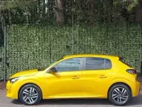 Used Peugeot 208 Active+ 100 HP (73 kW) 2023 Yellow Hatchback