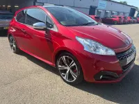 Used Peugeot 208 Prestige 208 HP (152 kW) 2017 Red Hatchback