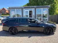Używany Vauxhall Insignia Elite 170 KM (125 kW) 2017 Czarny Kombi
