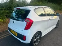 Used Kia Picanto 85 HP (62 kW) 2013 White Hatchback