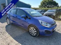 Used Kia Rio 89 HP (65 kW) 2013 Blue Hatchback