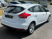 Used Ford Focus Zetec 120 HP (88 kW) 2016 White Hatchback