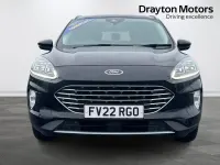 Usado Ford Kuga Titanium 190 HP (139 kW) 2022 Preto SUV