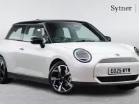 Used Mini Cooper SE Hatch 158 kW (215 HP) 2025 White Hatchback