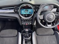 Used Mini John Cooper Works 228 HP (167 kW) 2022 Red Hatchback