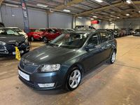 Used Skoda Rapid SE 90 HP (66 kW) 2017 Grey Hatchback