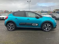 Used Citroën C3 Shine 102 HP (75 kW) 2022 Blue Hatchback