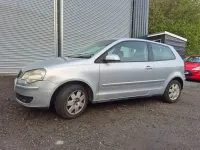 Second-hand VW Polo S 55 CP (40 kW) 2005 Argintiu Hatchback