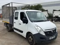 Used Vauxhall Movano 145 HP (106 kW) 2017 White MPV