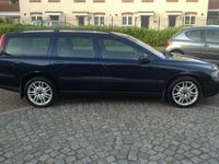 used Volvo V70 2.4