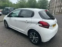 Used Peugeot 208 Allure 2016 White Hatchback