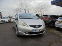 Begagnad Honda Jazz EX 100 HK (73 kW) 2009 Silver Halvkombi