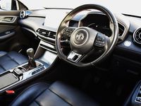 Used MG HS Excite 162 HP (119 kW) 2022 Black SUV