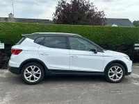 Used Seat Arona FR 110 HP (80 kW) 2023 White SUV