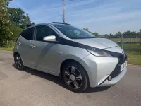 Second-hand Toyota Aygo X-clusiv 2018 Argintiu Hatchback