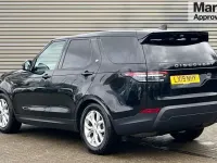 Used Land Rover Discovery 5 S 300 HP (220 kW) 2019 Black SUV