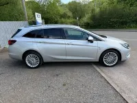 Begagnad Vauxhall Astra Elite 150 HK (110 kW) 2018 Silver Kombi
