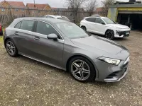 Usado Mercedes A180 AMG line 116 HP (85 kW) 2019 Cinzento Citadino