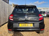 Usado Renault Twingo Dynamique 90 HP (66 kW) 2018 Citadino