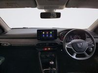 Used Dacia Sandero Comfort 90 HP (66 kW) 2022 White Hatchback