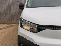 Usado Citroën e-Berlingo 98 kW (134 HP) 2025 Branco Monovolume