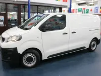 Used Peugeot Expert S 95 HP (69 kW) 2018 White Van