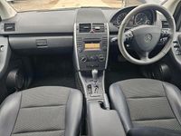 Used Mercedes A160 Avantgarde 95 HP (69 kW) 2012 Silver Hatchback