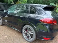 Used Porsche Cayenne 420 HP (308 kW) 2013 Black SUV
