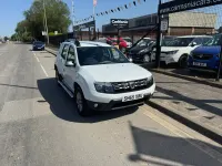 Used Dacia Duster Lauréate 110 HP (80 kW) 2015 White SUV