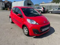 Used Peugeot 107 Active 68 HP (50 kW) 2014 Red Hatchback
