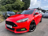 Used Ford Focus ST 2015 Red Hatchback