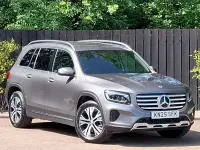 Begagnad Mercedes GLB200 Executive 163 HK (119 kW) 2025 Grå SUV