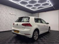 Second-hand VW Golf VII SE 150 CP (110 kW) 2017 Alb Hatchback