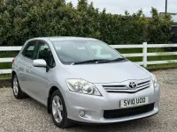 Used Toyota Auris 2010 Silver Hatchback