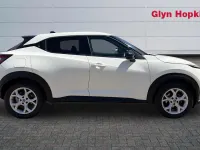 Used Nissan Juke N-Connecta 117 HP (86 kW) 2020 White SUV