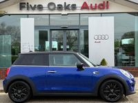 Begagnad Mini Cooper Classic 136 HK (100 kW) 2021 Halvkombi