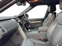 Used Land Rover Discovery 5 SE Dynamic 350 HP (257 kW) 2025 Santorini black SUV