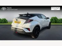 Second-hand Toyota C-HR 122 CP (89 kW) 2018 Alb SUV
