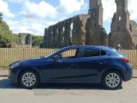 Used Mazda 3 105 HP (77 kW) 2017 Blue Hatchback