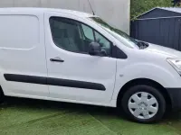 Usado Citroën Berlingo 75 HP (55 kW) 2016 Branco Monovolume