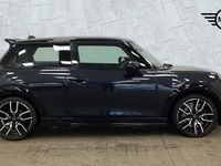 Usado Mini Cooper Hatch 113 kW (154 CV) 2025 Gris Utilitario